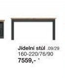 Jídelní stůl