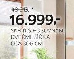 Skříň s posuvnými dveřmi