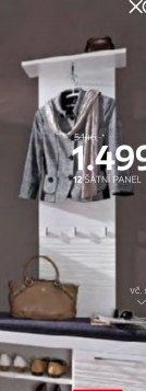 12 ŠATNÍ PANEL