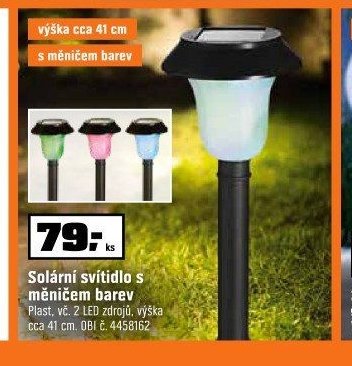 Solární svítidlo s měničem barev