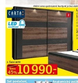 Šatní skříň