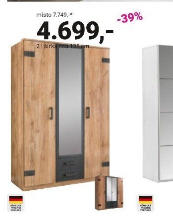 Šatní skříň (vlevo)