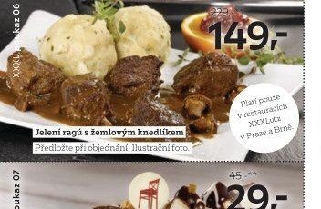 Jelení ragú s žemlovým knedlíkem