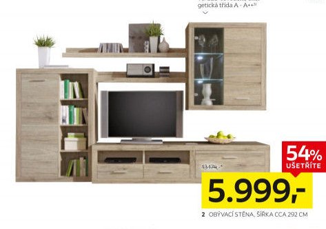 Obývací stěna, šířka cca 292 cm