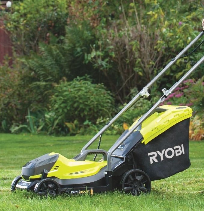 Ryobi sekačka