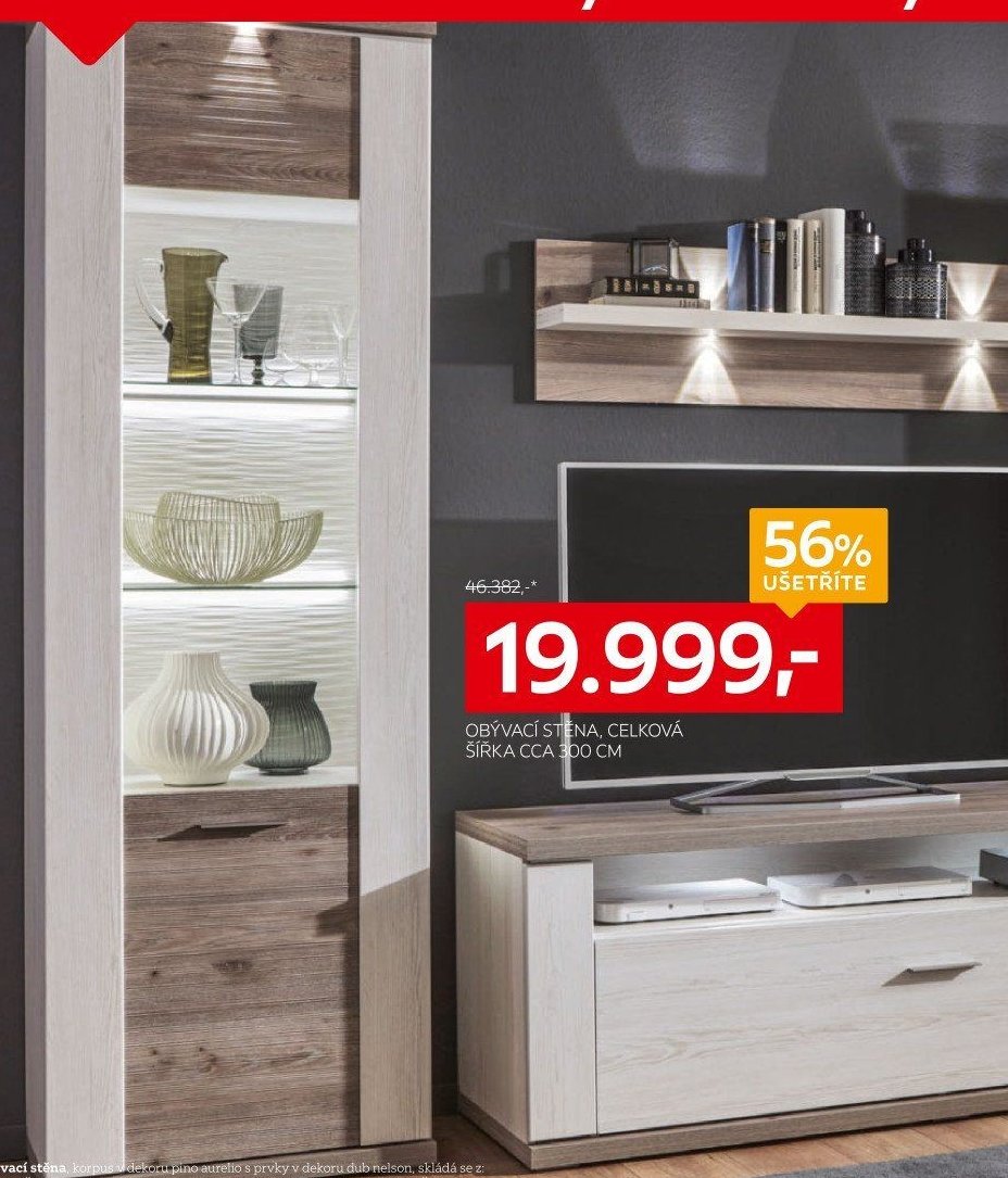 Obývací stěna, celková šířka cca 300 cm
