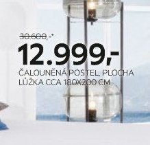 Čalouněná postel, plocha lůžka cca 180x200 cm