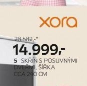Skříň s posuvnými dveřmi, šířka cca 240 cm