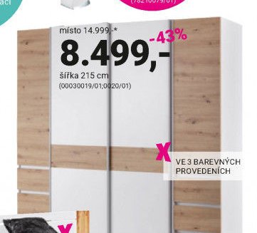 Šatní skříň, šířka 215 cm