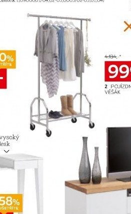 pojízdný šatní věšák