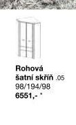 Rohová šatní skříň
