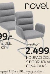 Houpací židle s područkami
