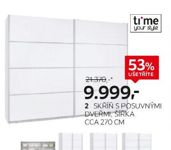 2 Skříň s posuvnými dveřmi, šířka cca 270 cm
