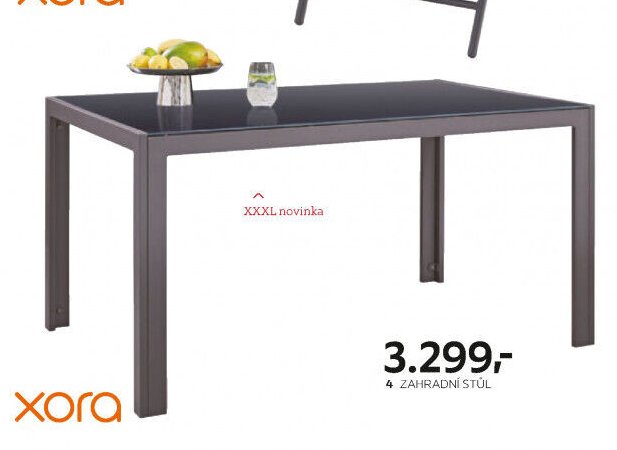 Zahradní stůl