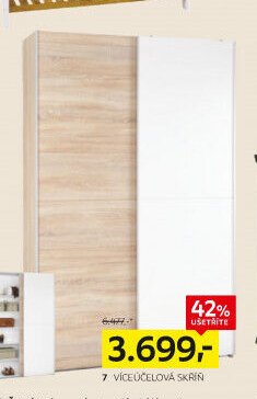 7 Víceúčelová skříň