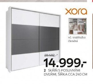Skříň s posuvnými dveřmi (240 cm)