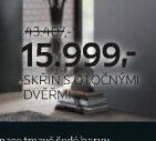 Skříň s otočnými dveřmi