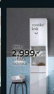 Vysoká skříňka