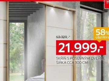 SKŘÍŇ S POSUVNÝMI DVEŘMI, ŠÍŘKA CCA 300 CM