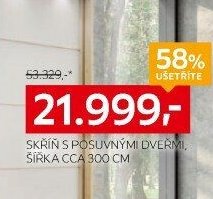 Skříň s posuvnými dveřmi, šířka cca 300 cm