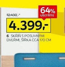 Skříň s posuvnými dveřmi