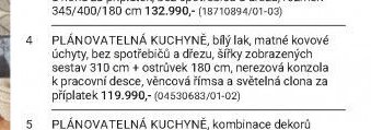 PLÁNOVATELNÁ KUCHYNĚ, bílý lak, matné kovové úchyty, bez spotřebičů a dřezu, šířky zobrazených sestav 310 cm + ostrůvek 180 cm, nerezová konzola k pracovní desce, věncová římsa a světelná clona za příplatek