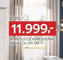Skříň s otočnými dveřmi