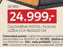 Čalouněná postel, plocha lůžka cca 180x200 cm