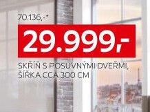 SKŘÍŇ S POSUVNÝMI DVEŘMI, ŠÍŘKA CCA 300 CM