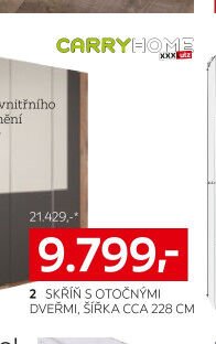 2 Skříň s otočnými dveřmi, šířka cca 228 cm