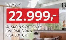 4 SKŘÍŇ S OTOČNÝMI DVEŘMI, ŠÍŘKA CCA 300 CM